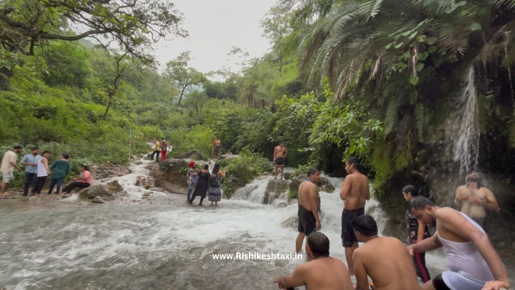 Hidden Waterfall Tapovan Rishikesh visit with our rishikesh taxi service
